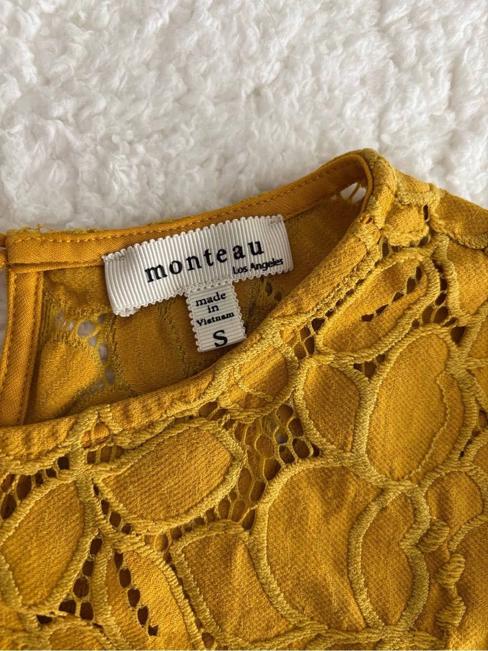 Monteau Los Angeles Mustard Yellow Crochet Lace Top Ruffle Sleeve Women’s Small - Picture 2 of 6